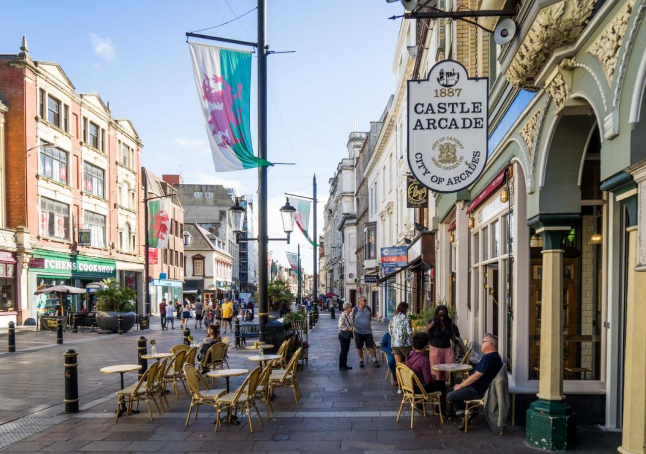 35A Howard Gardens - Cardiff City Centre ภายนอก รูปภาพ