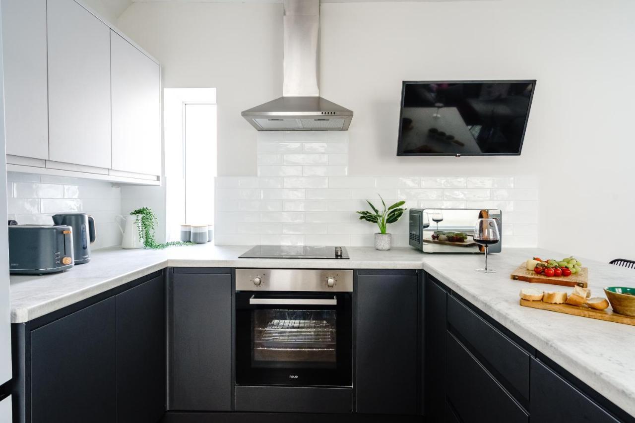 35A Howard Gardens - Cardiff City Centre ภายนอก รูปภาพ