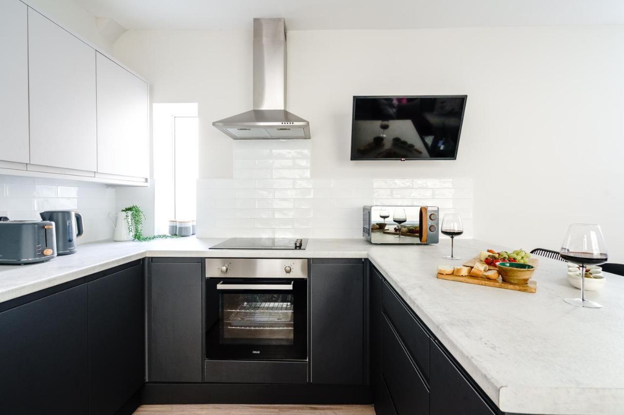 35A Howard Gardens - Cardiff City Centre ภายนอก รูปภาพ