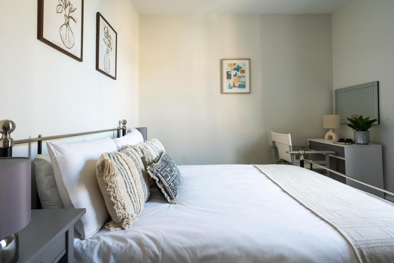 35A Howard Gardens - Cardiff City Centre ภายนอก รูปภาพ