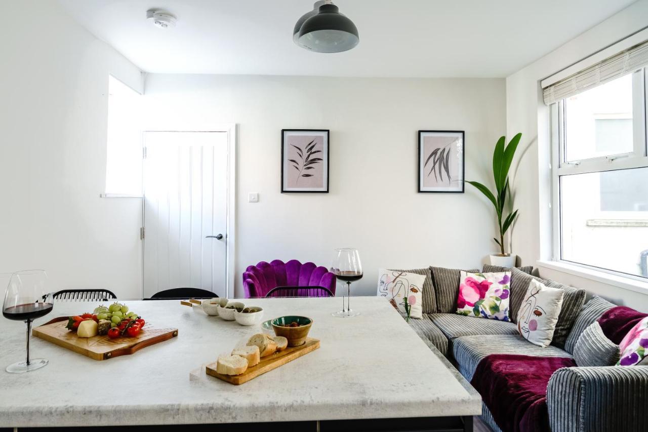 35A Howard Gardens - Cardiff City Centre ภายนอก รูปภาพ